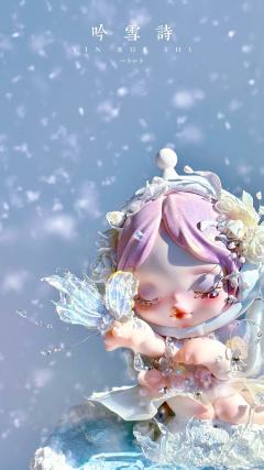 【吟雪诗】
平安夜，
天空飘来的雪花，
是诗歌的旋律。
听，