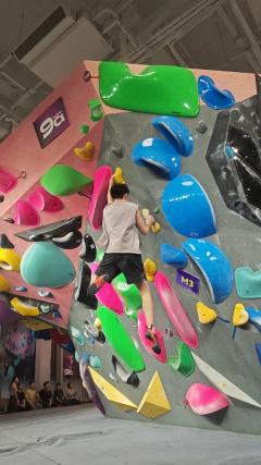 vmore 仰角线还我手皮💔