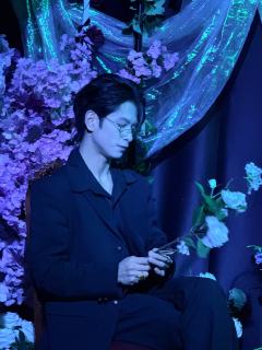 ——不再依赖哥哥算长大吗?
——算哥哥没用。
荼宴是这个问答