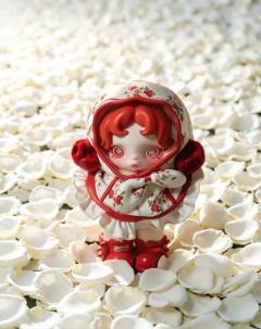 来了她来了SkullPanda带来了她的新品～「花的四幕戏」