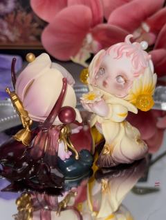 永远可以相信SKULLPANDA的美学封神！
新品花的四幕戏