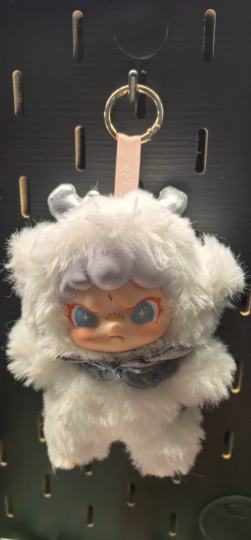 这么好看的白泽，怎么没人喜欢，真心觉得比labubu好看