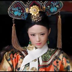 问问大家喜欢甄嬛传里的谁？