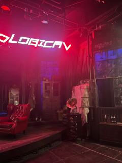 早有耳闻《患者》口碑,今晚终得一见,可以说悬疑惊悚恐怖爱好者