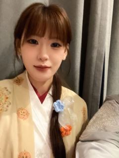 山茱萸的弓是什么意思我懂了，
这山下真的没有小渔村好玩，
忆