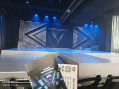 ❤️去404看天选之子魏卡如何试图逃脱被流量裹挟的命运啦～
