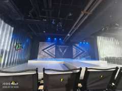 ❤️去404看天选之子魏卡如何试图逃脱被流量裹挟的命运啦～
