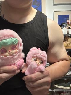 跟着Q宝，走进奇想童话森林里
别害怕长大
Q宝守护你的童心，