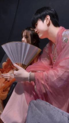 “十年五载，两世流离，相思如故。”

卫无绦：kiko🌸
