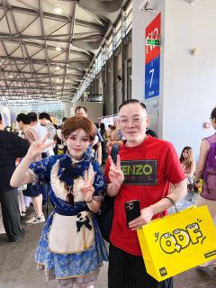 千岛展会实况-所有队伍都好长-谁能买到mimia