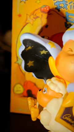 🌟晚安，世界！星星人会一直守护着你🌟

🌙 星星人戴着