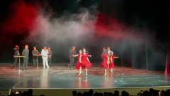 时间地点:7.3  19:30  艺海剧院
地理位置很好,周