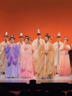 音乐剧《南孔》

❤原本以为只是看场音乐剧，结果在孔洙唱出“