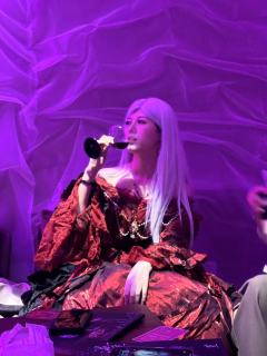 教父与赢家,永不为敌。
剧本:温床
类型:情感本
时长:7