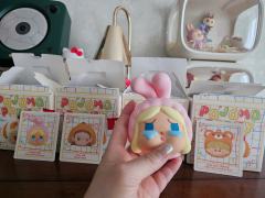 哭娃盲盒耳机包攻略!哈哈哈
1.由于哭娃两个粉粉的兔子耳朵