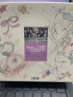 真假辨别—出道专辑篇
很多宝宝会找我看专卡，其实验证专辑真假