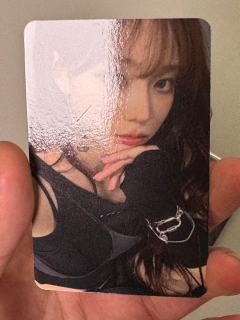 东西掉到卡上了，直接一条大大的脸瑕，我的星河冬！！！