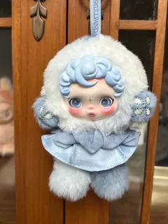 好消息:抽到喜欢的晨露了,且是美貌白毛!
坏消息:阴阳手腿,