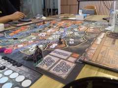 三谋士开局,游戏刚刚开始,看你我谁能定天下!
剧本:开皇
体