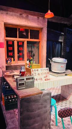 【大侦探赵赶鹅】是我种草很久的一部话剧,在虹口今朝八弄商场六