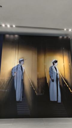 演出时长
165分钟(含15分钟中场休息及返场)
推荐理