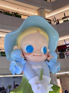 嘎子姐超级可爱啊啊啊
世纪汇有很多只！都来和她合照📷