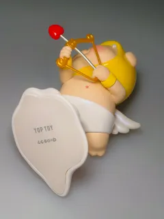 百变男神GGBond！