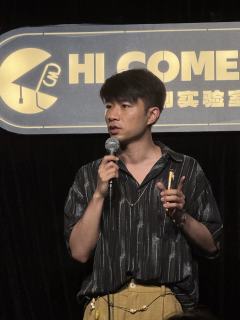 上次开放麦全是喜单的选手 还许愿下次能开到脱友
许愿成功 全