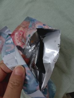 扫盒子正确，袋子也对，扫水洗标不对，大家帮忙分辨真的假的