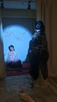 李不言，那一剑一定很痛吧，
为了改变我死亡的命运而做了那么多