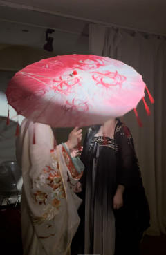 李不言，那一剑一定很痛吧，
为了改变我死亡的命运而做了那么多