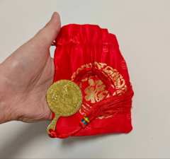 “是谁陨落了我的太阳,是你的模样,带走我所有的光芒…我要潜入