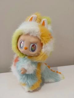 拥有彩虹拉布布，带尾巴