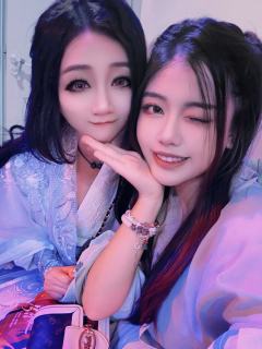 📖剧情:怎么来形容才算贴切呢…这样说吧,剧中剧中剧,众所周