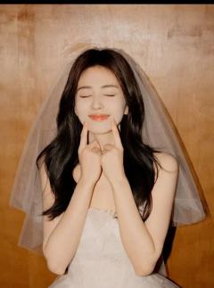 白鹿宋雨琦PK（都喜欢点赞）