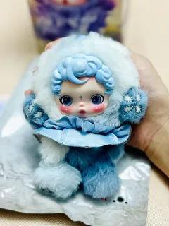 好消息:抽到喜欢的晨露了,且是美貌白毛!
坏消息:阴阳手腿,