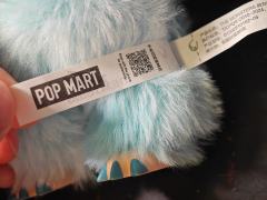 正版labubu  局部细节放大