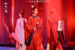 《宝玉》不能当《红楼梦》看,就像《大话西游》不能当《西游记》