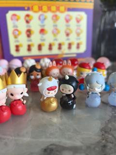 泡泡玛特萌粒系列  遇见锦鲤
可以带来好运的小家伙们 😘�