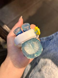 薄荷糖实物巨好看，波光粼粼的，看着就清凉！！而且很重 质感很