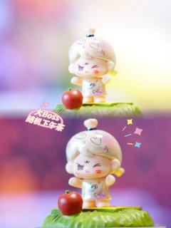 草坪上的大苹果🍎，幺幺我“嗷呜”一口把你拿下😋