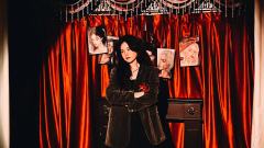 海上有家唱片店.
住着小黛 阿奇 奥丁 和姐姐妈.

感谢有