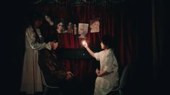 海上有家唱片店.
住着小黛 阿奇 奥丁 和姐姐妈.

感谢有