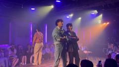 I see a new day is coming
写下全新