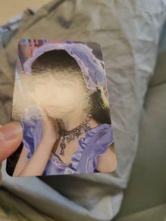 这几张真的假的啊，拍立得觉得不对…而且低价，但卖家信誉好，求