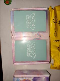 有没有老师帮忙看看这三张卡真的假的🥹🥹🥹