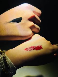 月光下的血与仇
终会在月光下迎来审判

体验角色：萨拉
体验