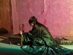 “前路迢迢，望君珍重，盼来日重逢”
这11小时，像在宏大的晦