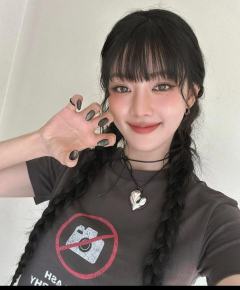 我觉得颜一：刷    颜二：面   颜三：妮  大家觉得呢？