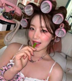 我觉得颜一：刷    颜二：面   颜三：妮  大家觉得呢？